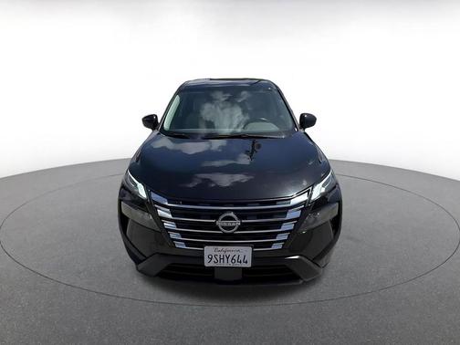 Super Black 2025 Nissan Rogue SV