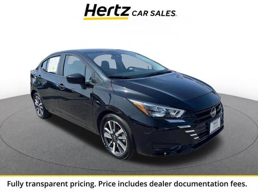 Super Black 2025 Nissan Versa 1.6 SV