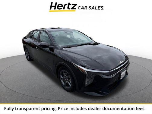 Aurora Black Pearl 2025 Kia K4 LXS