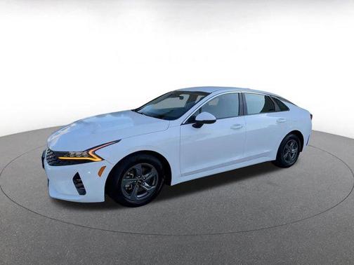 2023 Kia K5 LXS