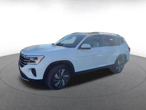 2025 Volkswagen Atlas 2.0T SE w/Technology 4MOTION