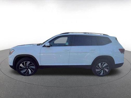 2025 Volkswagen Atlas 2.0T SE w/Technology 4MOTION