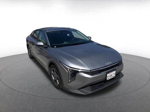 Steel Gray 2025 Kia K4 LXS