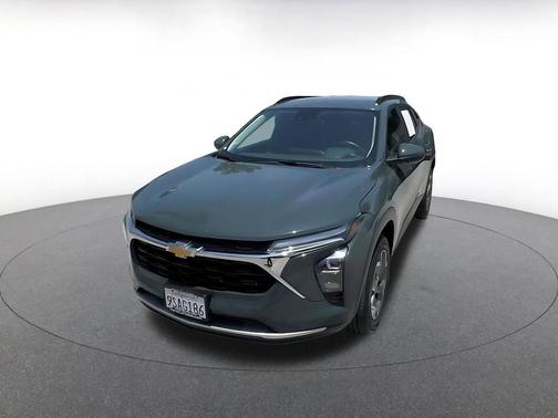 Cypress Gray 2025 Chevrolet Trax LT