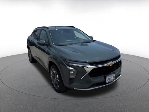 Cypress Gray 2025 Chevrolet Trax LT