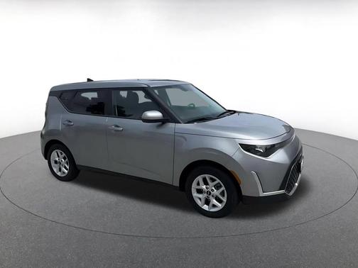 Steel Gray 2025 Kia Soul LX