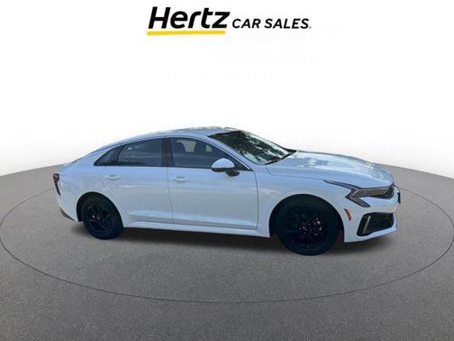 Snow White Pearl 2025 Kia K5 LXS