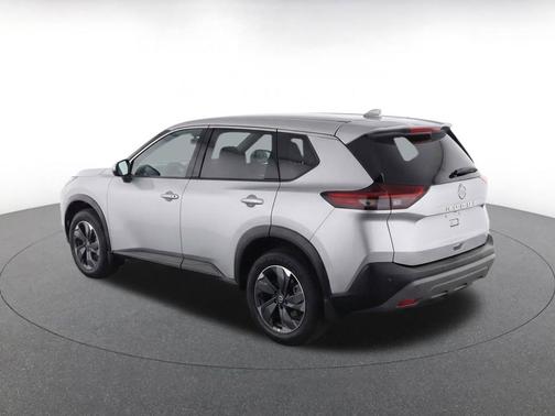 Brilliant Silver Metallic 2025 Nissan Rogue SV