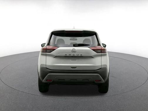 Brilliant Silver Metallic 2025 Nissan Rogue SV