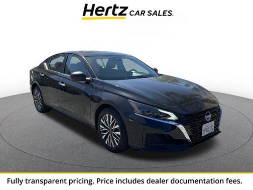 Super Black 2025 Nissan Altima SV FWD