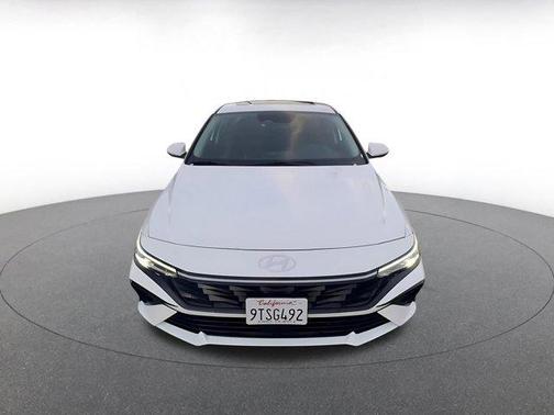 2025 Hyundai ELANTRA SEL