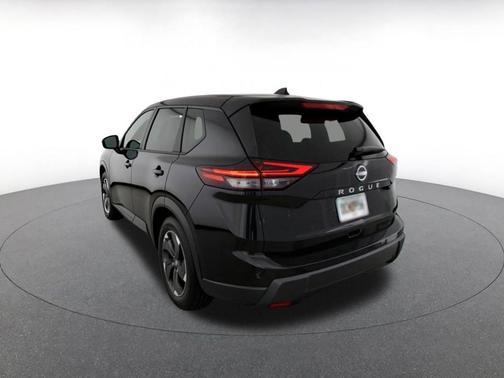 Super Black 2025 Nissan Rogue SV