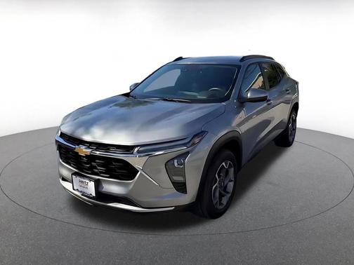 Sterling Gray Metallic 2025 Chevrolet Trax LT