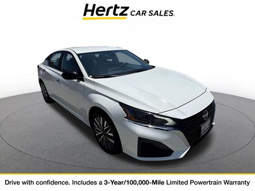 Glacier White 2025 Nissan Altima SV FWD