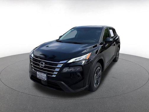 Super Black 2025 Nissan Rogue SV