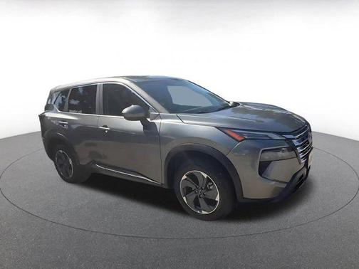 Gun Metallic 2025 Nissan Rogue SV