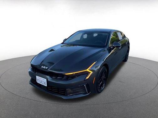 2025 Kia K5 LXS