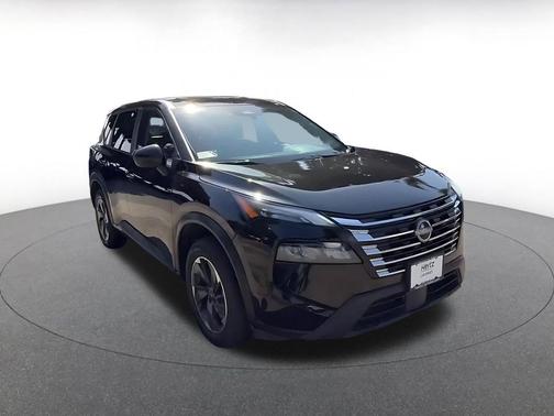 Super Black 2025 Nissan Rogue SV
