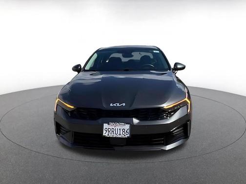 Interstellar Gray 2025 Kia K5 LXS
