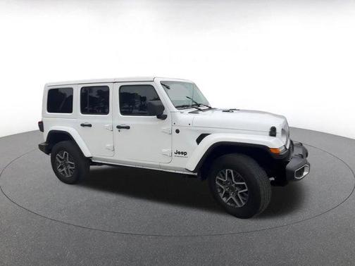 2025 Jeep Wrangler 4-Door Sahara 4x4