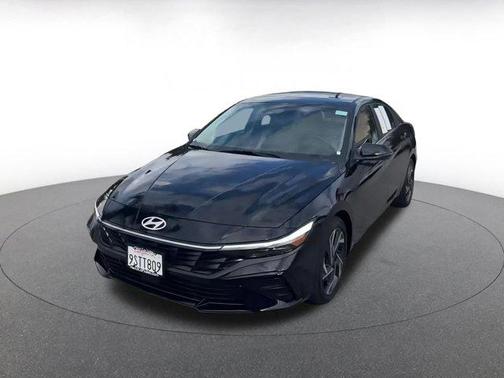 2025 Hyundai ELANTRA HEV Limited