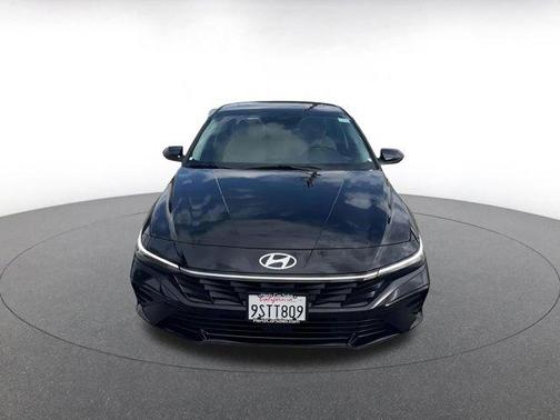 2025 Hyundai ELANTRA HEV Limited