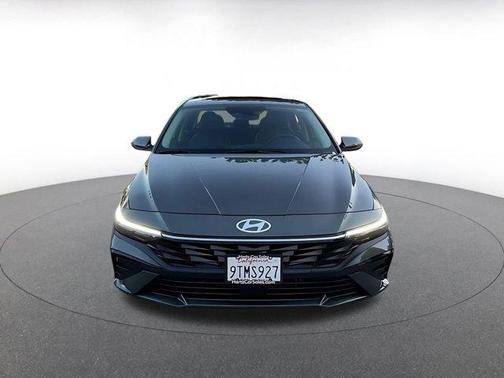 2025 Hyundai ELANTRA HEV Limited