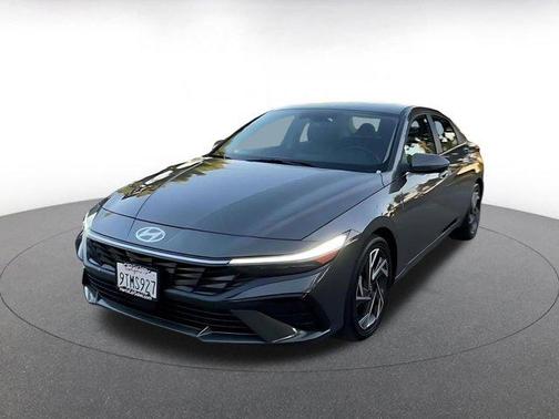 2025 Hyundai ELANTRA HEV Limited