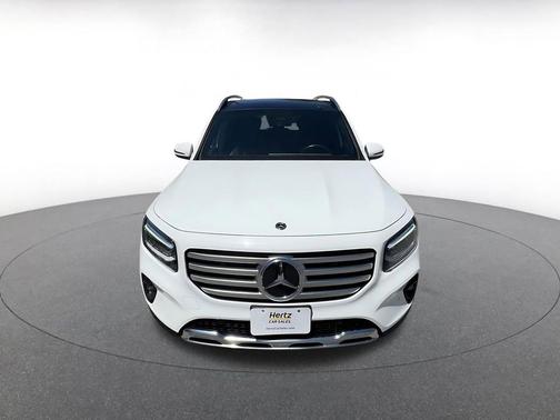 Polar White 2025 Mercedes-Benz GLB 250 4MATIC