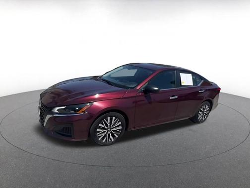 Garnet Pearl Metallic 2025 Nissan Altima SV FWD