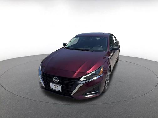 Garnet Pearl Metallic 2025 Nissan Altima SV FWD
