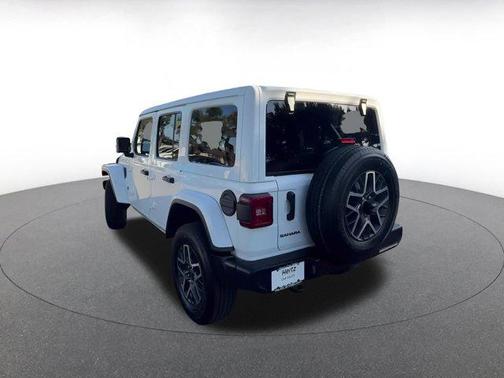 2025 Jeep Wrangler 4-Door Sahara 4x4