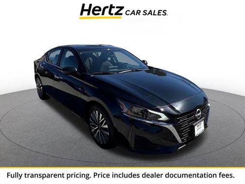 Super Black 2025 Nissan Altima SV FWD