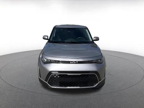 Steel Gray 2025 Kia Soul LX