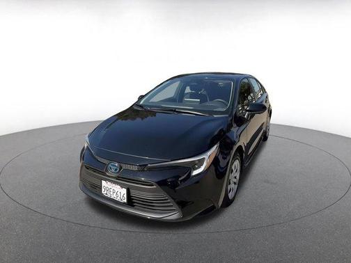 2025 Toyota Corolla Hybrid LE