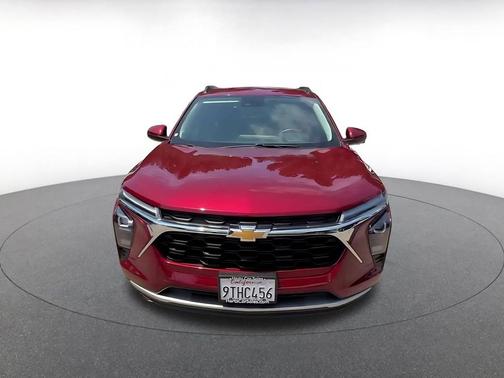 Crimson Metallic 2025 Chevrolet Trax LT