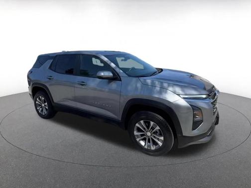 Sterling Gray Metallic 2025 Chevrolet Equinox 1LT