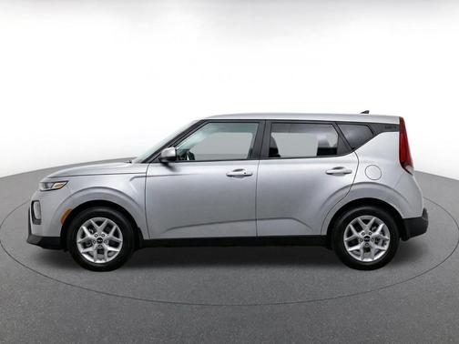 Steel Gray 2025 Kia Soul LX