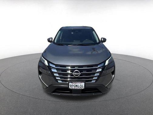 Gun Metallic 2025 Nissan Rogue SV