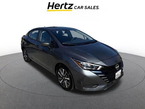 Gun Metallic 2025 Nissan Versa 1.6 SV