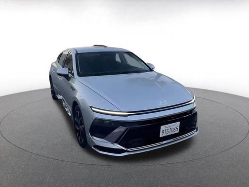 2025 Hyundai SONATA SEL