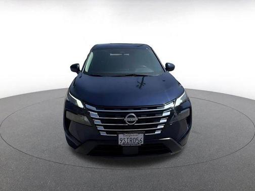 Deep Ocean Blue Pearl 2025 Nissan Rogue SV