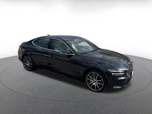 2025 Genesis G70 2.5T RWD