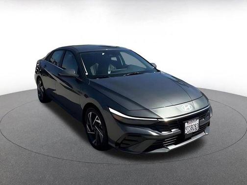 2025 Hyundai ELANTRA HEV Limited