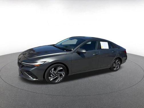 2025 Hyundai ELANTRA HEV Limited