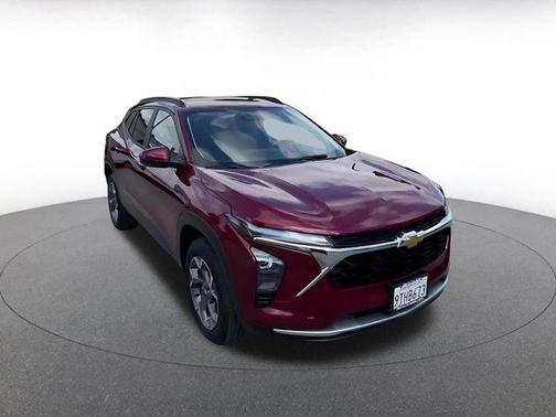 Crimson Metallic 2025 Chevrolet Trax LT