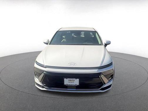 2025 Hyundai SONATA Hybrid SE