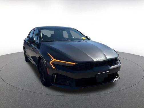 Interstellar Gray 2025 Kia K5 LXS