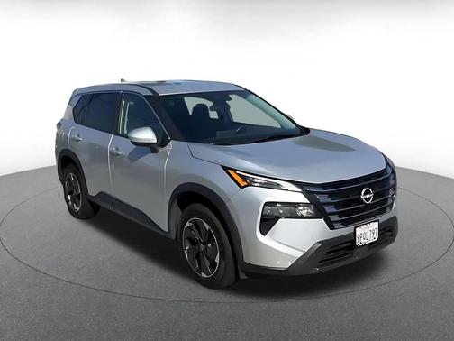 Brilliant Silver Metallic 2025 Nissan Rogue SV