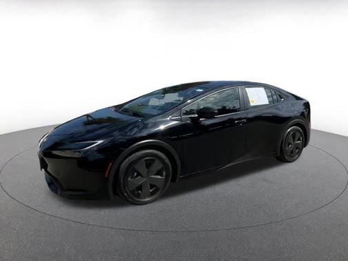 2025 Toyota Prius LE